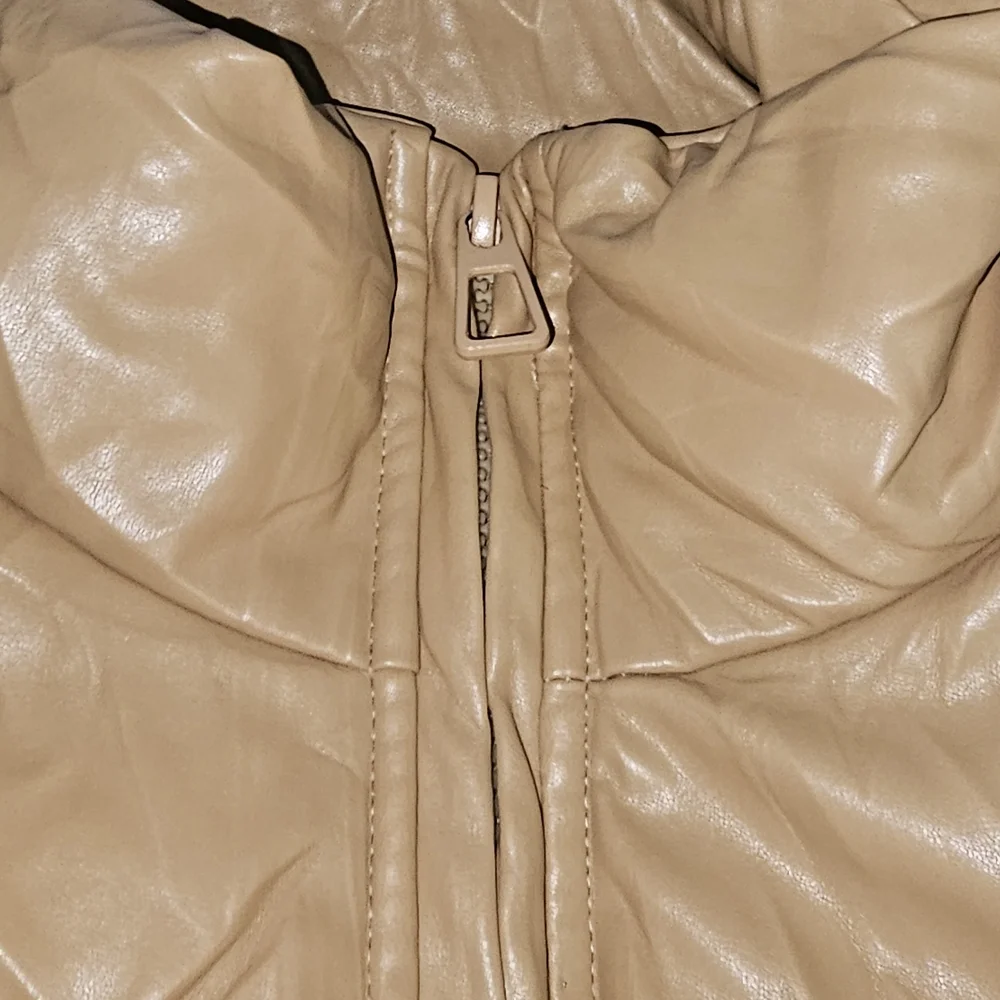 Tan Puffer Jacket - Picture 9 of 9